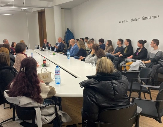 Форум за зелени политики